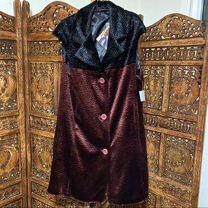 NWT Iman Platinum Collection Aux Fur Vest M